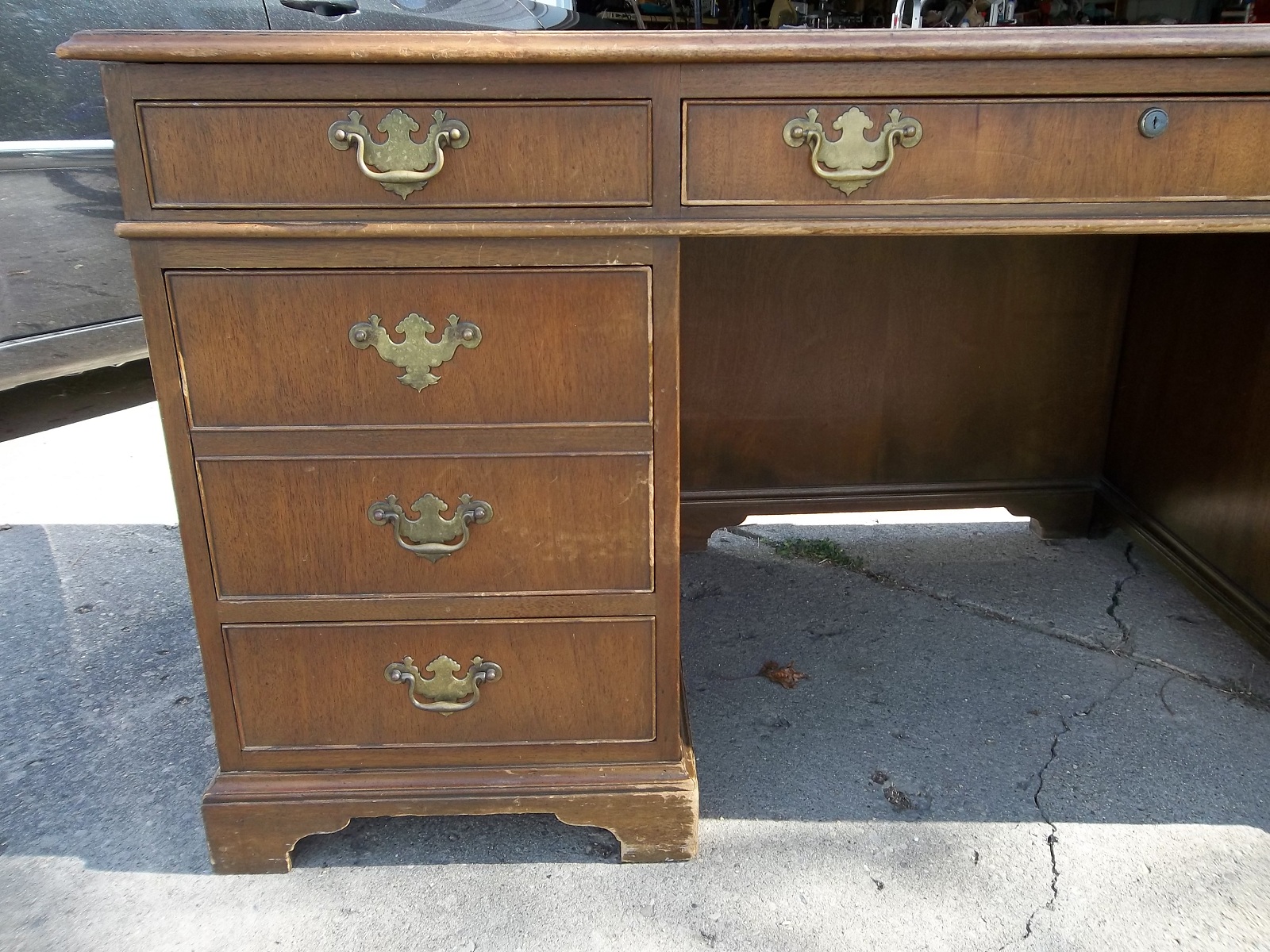 Free Antique, Collectible, Art Appraisals & Information